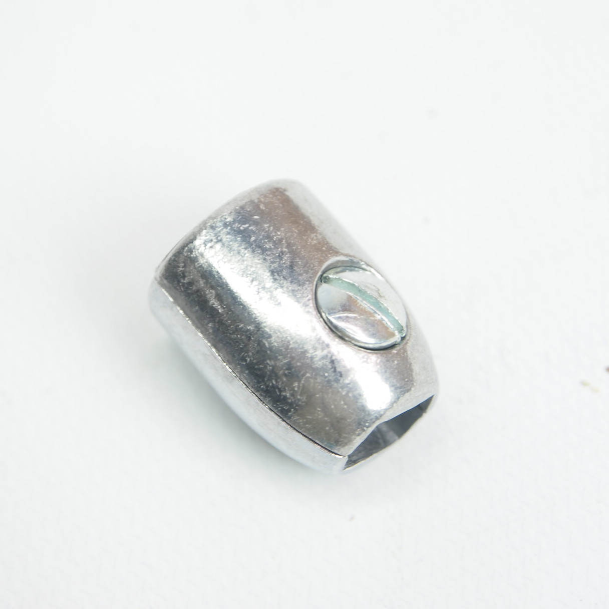 Legshield beading upper endcap Lambretta LI LIS SX TV DL