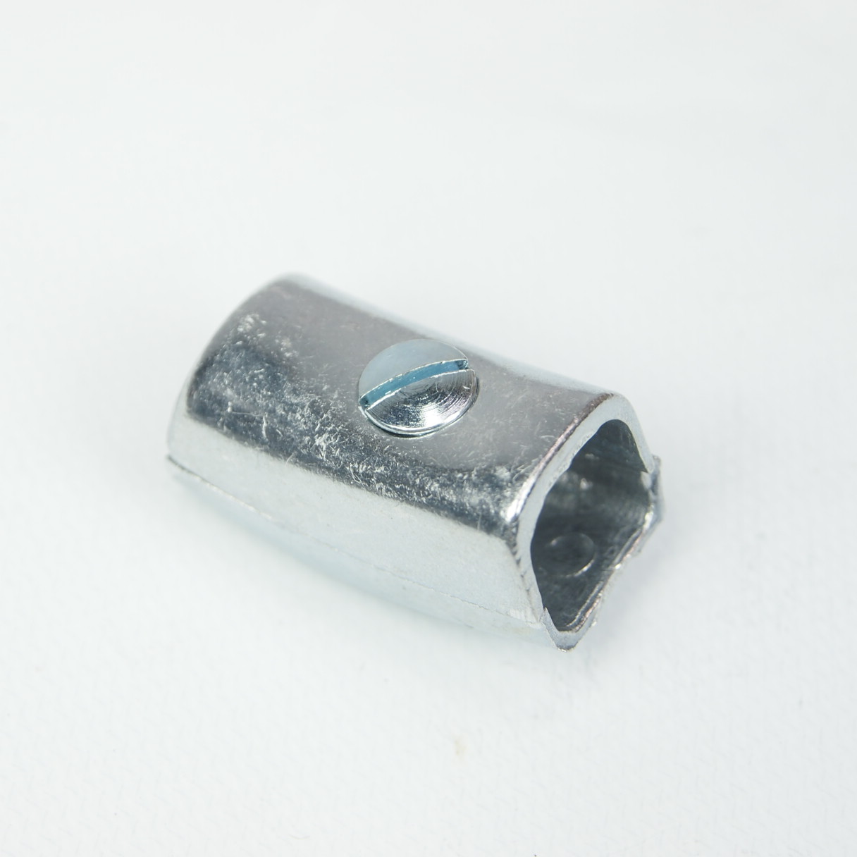 Legshield beading lower endcap Lambretta LI LIS SX TV