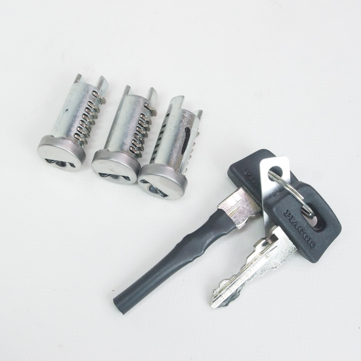 Lock cylinder set -PIAGGIO- Vespa PX EFL PX200E PX200FL PX125E PX125FL PK Typhoon ZIP