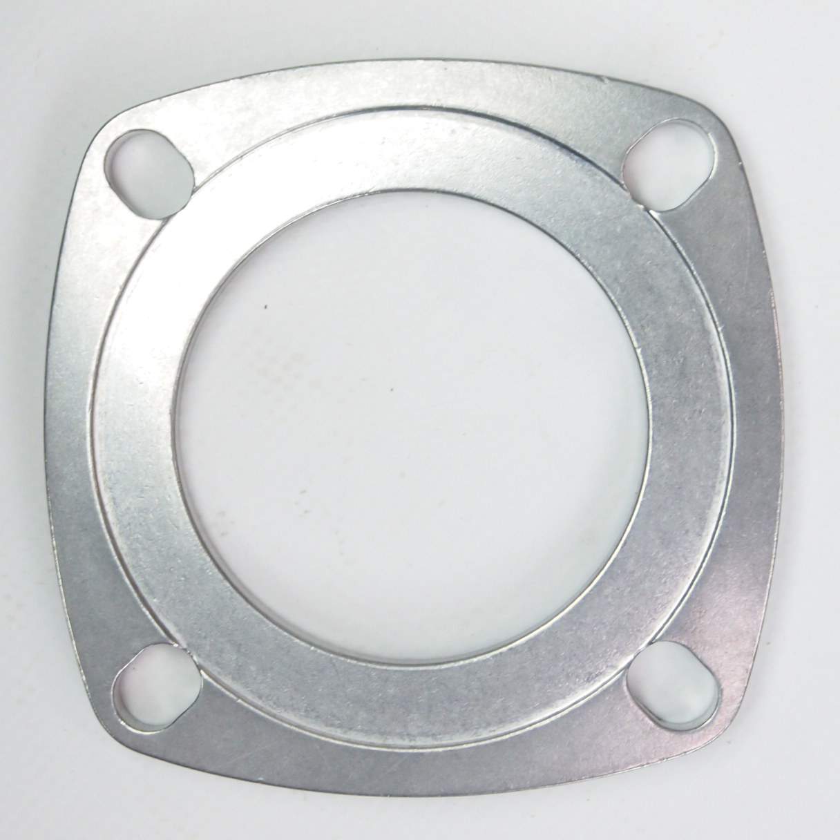 Rear Wheel Bearing Cover Plate -MB DEVELOPMENTS- Lambretta LI LIS SX TV (Series 2-3) DL GP - with 0.5 mm and 0.7 mm steps