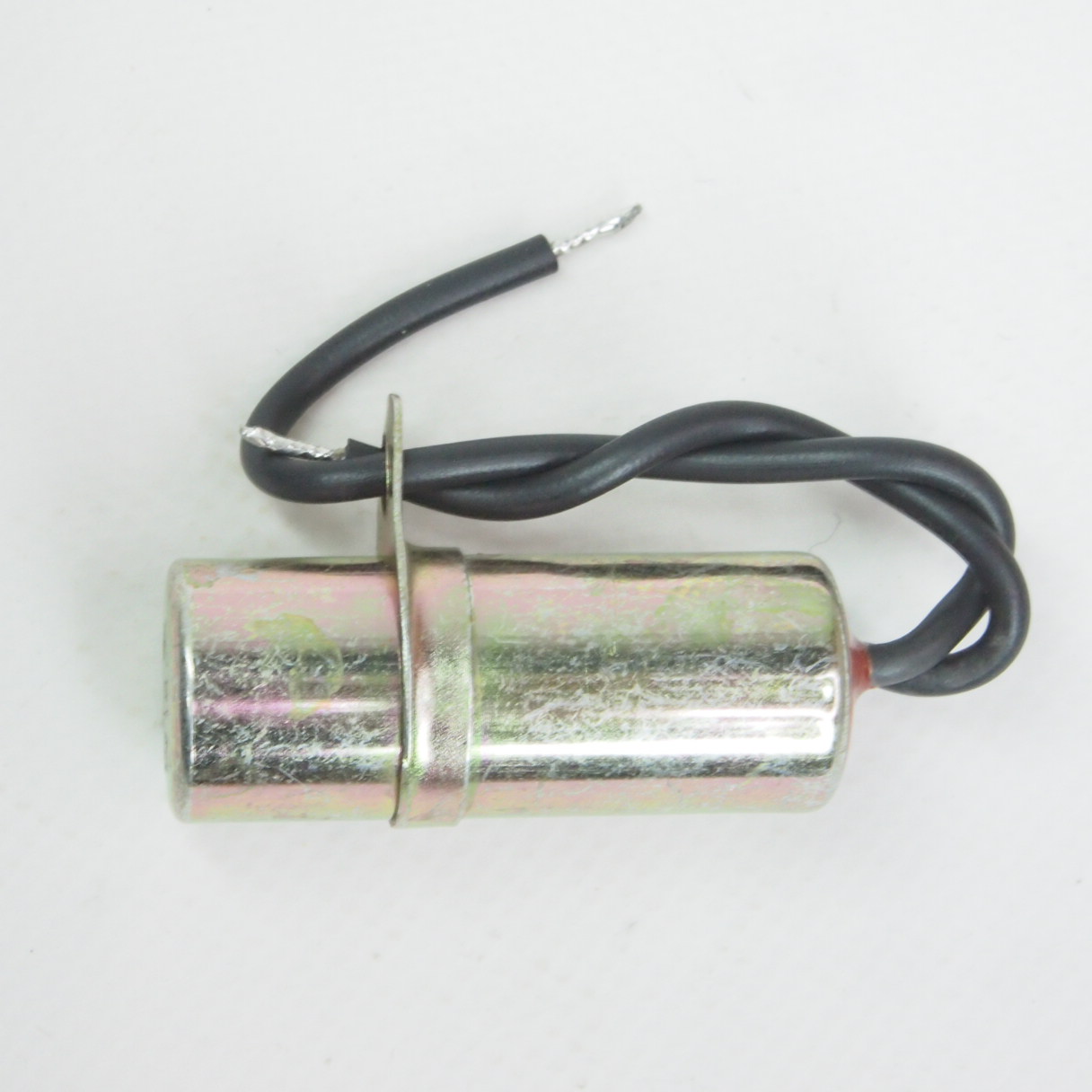 Capacitor -DUCATI/DANSI 14mm- Lambretta LI LIS SX TV DL GP (1963- 6-pole ignition) Lambretta J100 J125 (Dansi ignition) Lambretta Lui 75 S-SL (Dansi ignition)