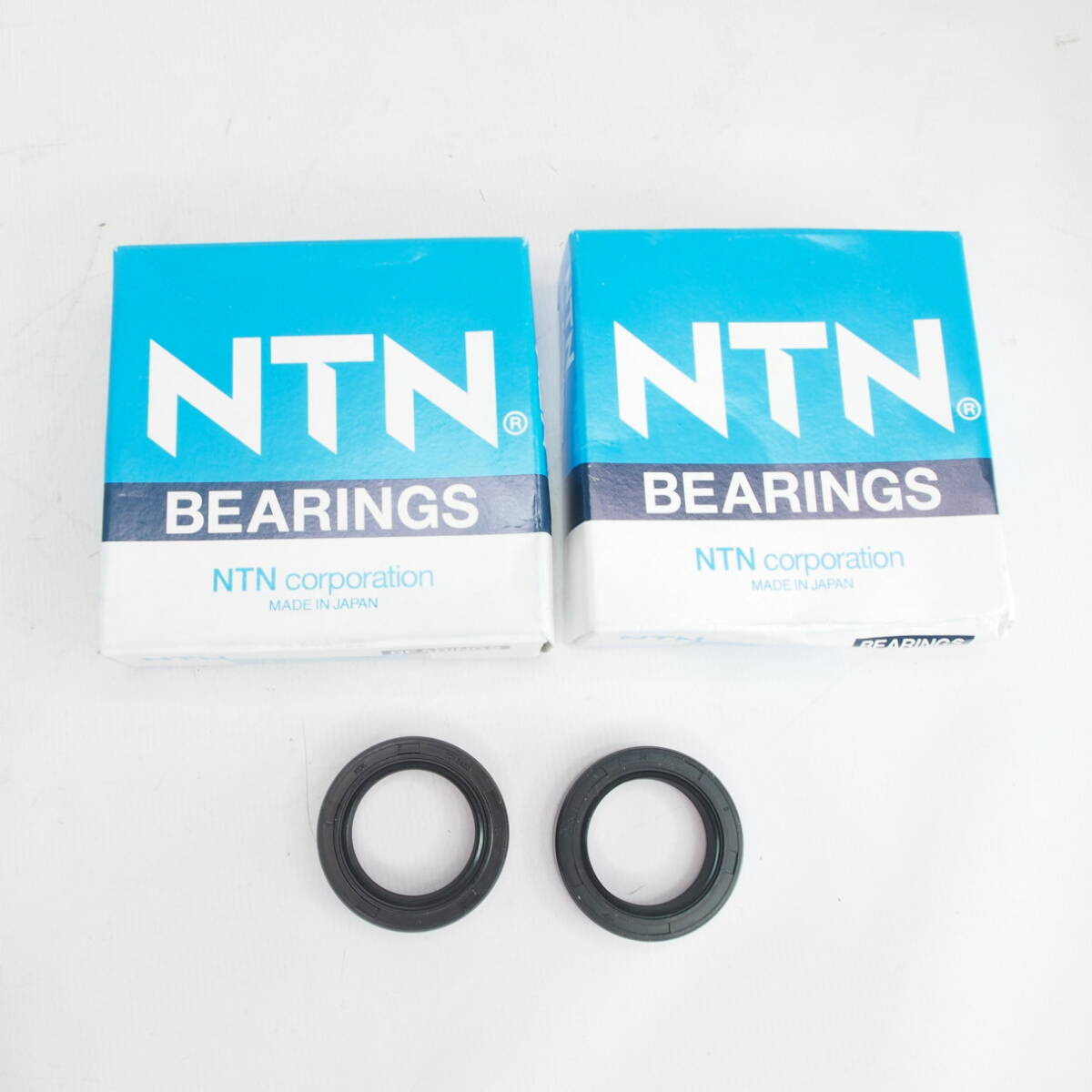 Bearing Set crankshaft 25x68x12 24x35x7mm for Piaggio 125-180