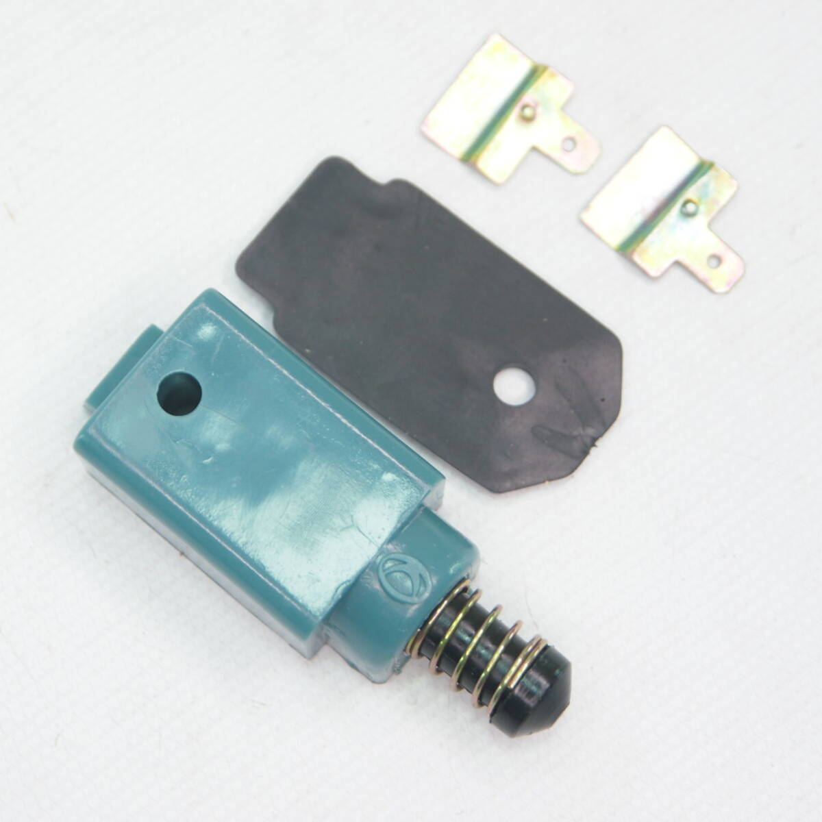 Brake light switch Vespa 50s 100 ET3 90 50R